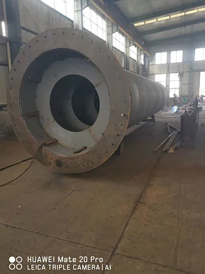 grúa pluma giratoria montada en columna de 15 toneladas
