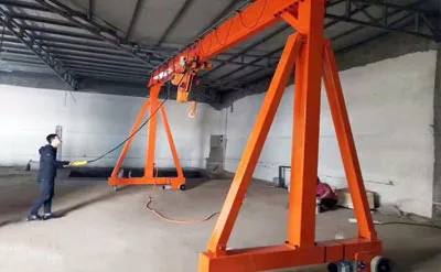 Grúa Pórtico Móvil Portátil 3 Toneladas 8 M 10M con Polipasto Eléctrico de Cadena Venta a México