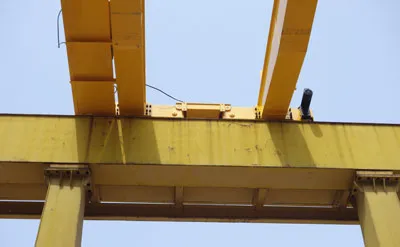 25 Ton 13.7 M H-5 M Double Girder Overhead Crane with European Style Electric Wire Rope Hoist for sale to Australia