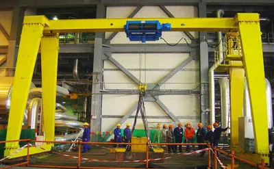 Российский клиент купить козловой кран 25 тонн 16M H-6M с таль электрическая канатная с низкой высотой