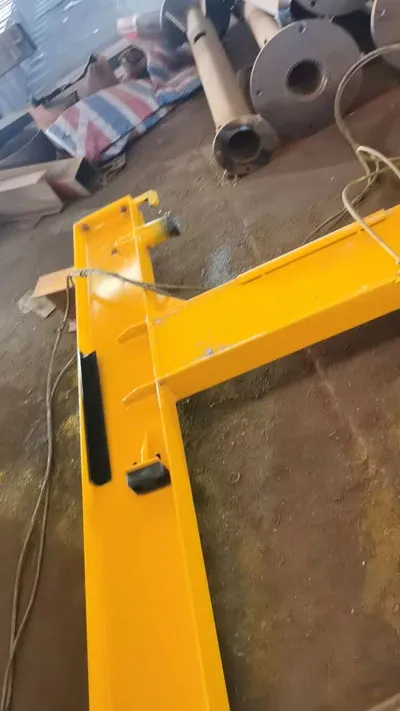 Producción de grúa pluma giratoria BZ de 500 kg