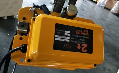 Grúa Giratoria con Pluma Montada en Columna de 2 Toneladas