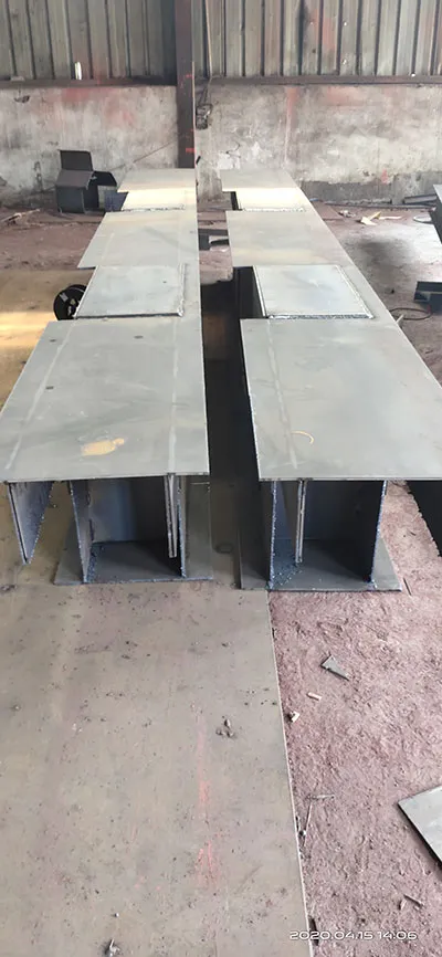Fabricación de una puente grúa birriel con cuchara de 20 toneladas