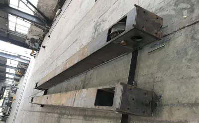 Tratamiento de Grúa Pórtico de 25 Toneladas con Altura Reducida Polipasto Eléctrico de Cable