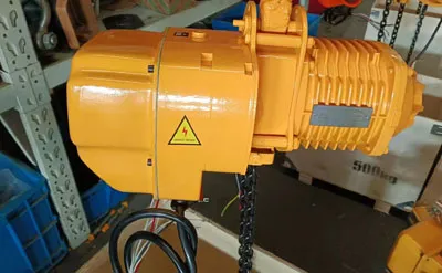 Grúa Pluma Giratoria BZ con Polipasto Eléctrico de Cadena de 500 kg, 3.5M y H-3.5M Venta a México