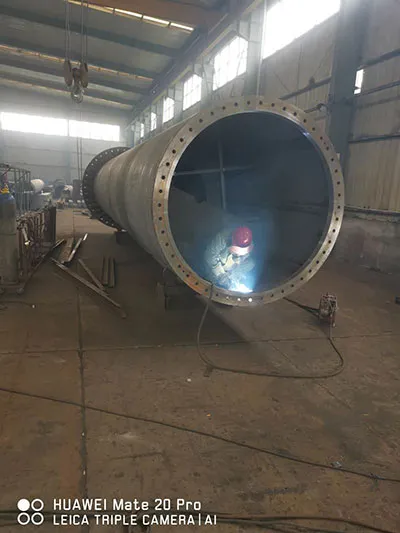 grúa pluma giratoria montada en columna de 15 toneladas