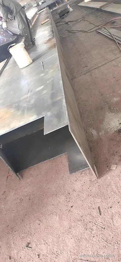 Fabricación de una puente grúa birriel con cuchara de 20 toneladas