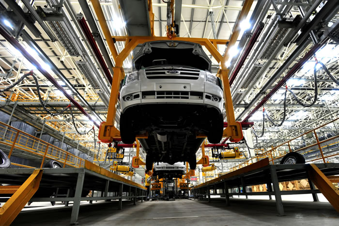 Grues pour l'industrie automobile