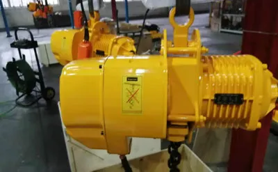 Producción de un polipasto eléctrico de cadena de 2,5 toneladas (2500 kg) y 3,5 m