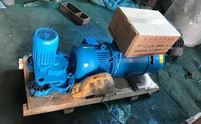 Producción y envasado de BZ Grúa Pluma Giratoria Montada en Columna de 2 Toneladas