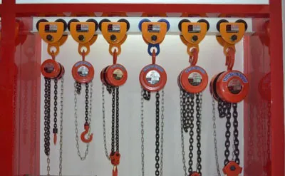 Precio de Grúa Pórtico Móvil Portátil 1 Tonelada 2.7M 3M con Polipasto Manual Ventas a Columbia