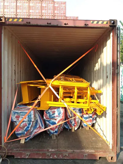 Carga de contenedores en el puerto de grúa viajera birriel de 20 toneladas